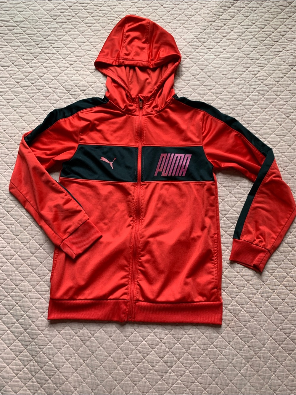 PUMA - Red Black Colorblock Full-Zip Hooded Track Jacket – Youth Size XL (18-20 - Picture 6 of 15